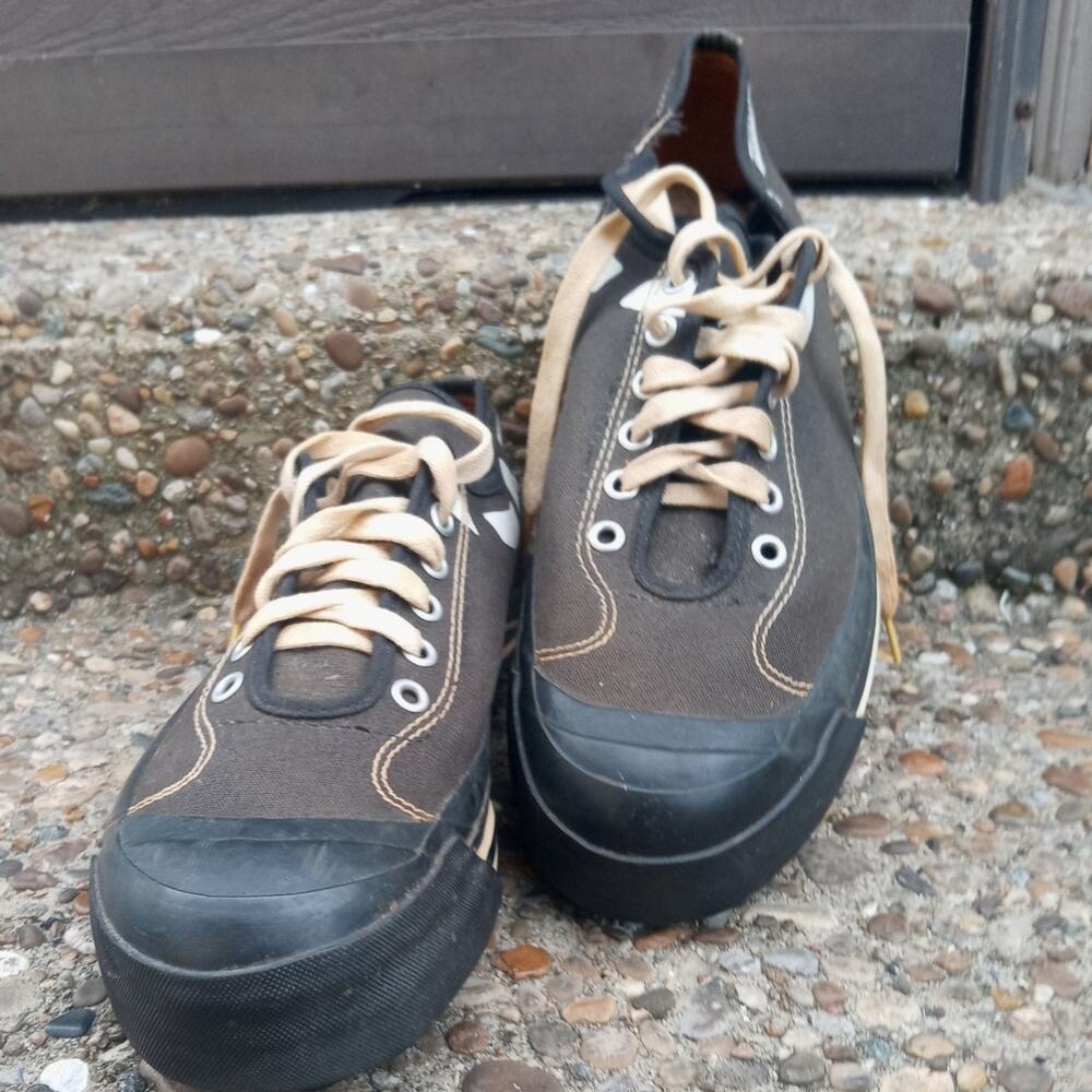 Vintage 1950's  Pro Keds Low Cut  Canvas Rubberized Football Cleats - Size 9.5